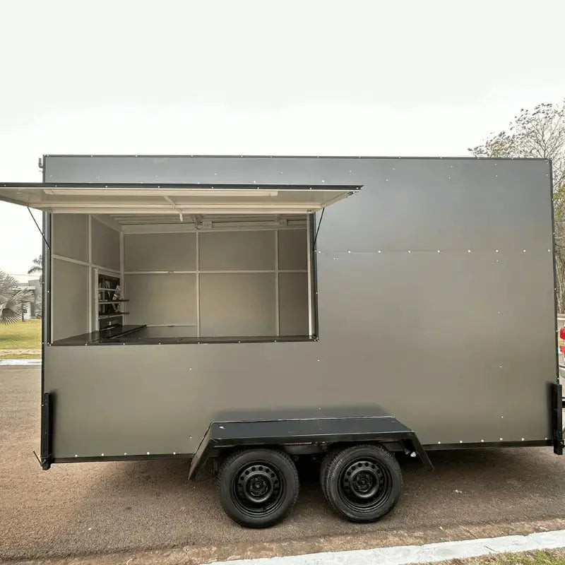Trailer 4x2 Food Truck e Eventos Reboques GT BRASIL