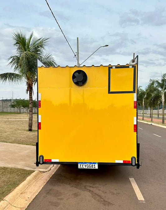 Trailer 4x2 personalizavel para food truck Reboques GT BRASIL