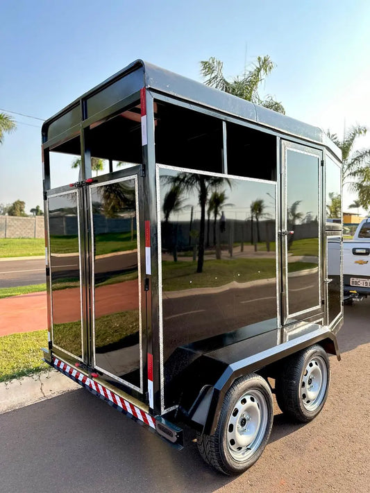 Trailer para cavalo Reboques GT BRASIL