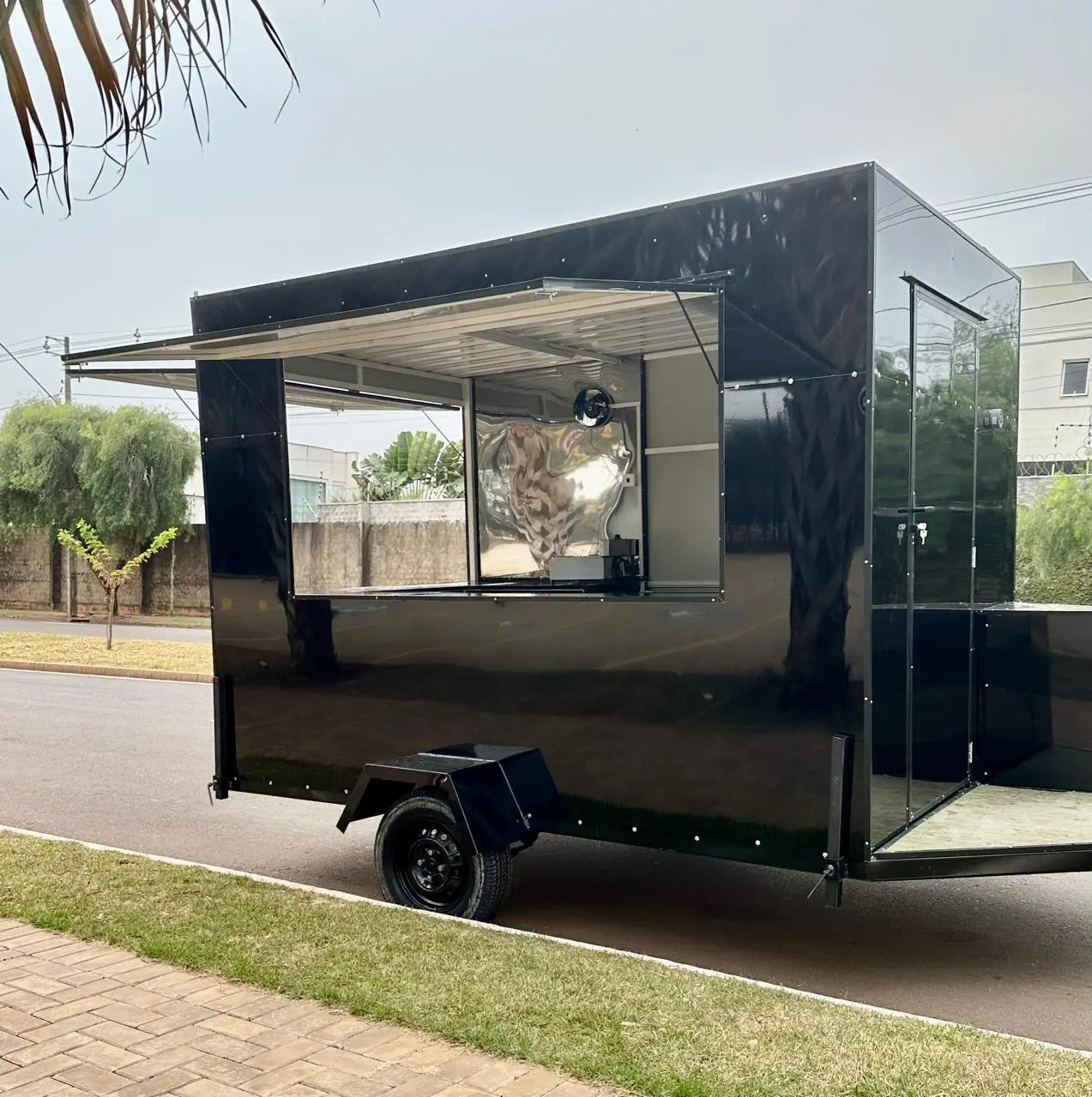 Trailer para Lanches 3x2 - Ideal para Food Trucks Reboques GT BRASIL