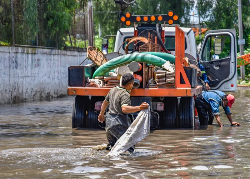 Frota Preparada para o Pior: Como Enfrentar Chuvas Torrenciais, Tempestades e Alagamentos no Transporte Pesado Brasileiro